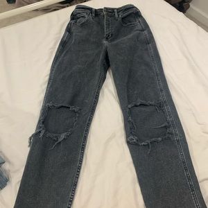Hollister High waisted vintage mom jeans